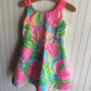 Size 4 Lilly Pulitzer Dress.  Great condition.
